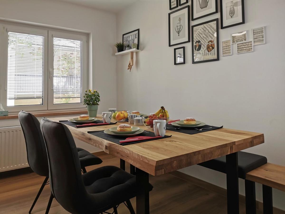 Neues City Center Piano Appartement Mit Netflix Klagenfurt am Woerthersee Екстер'єр фото