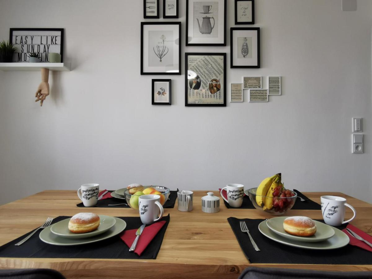 Neues City Center Piano Appartement Mit Netflix Klagenfurt am Woerthersee Екстер'єр фото